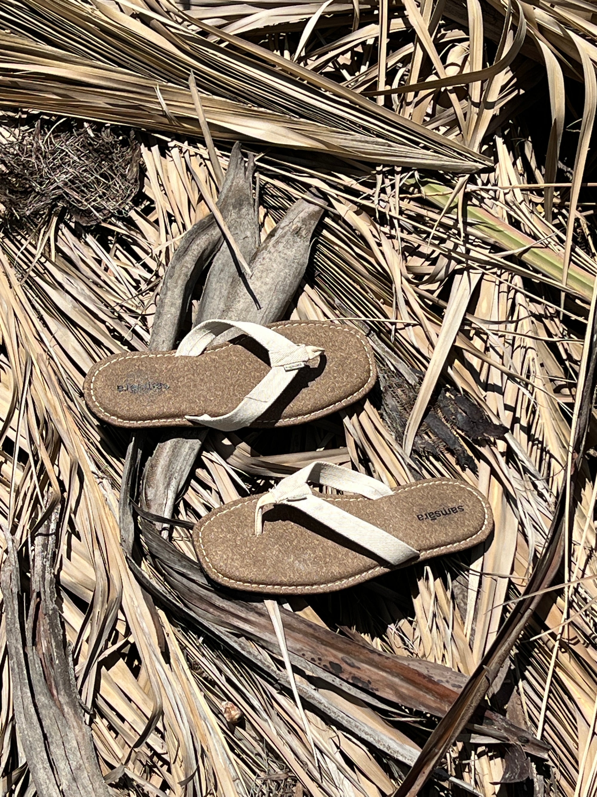Chinelo Palmera™ Hemp